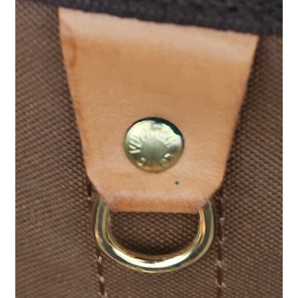 Louis Vuitton Vintage Keepall 55 Monogram Travel Bag - Picture 12 of 16